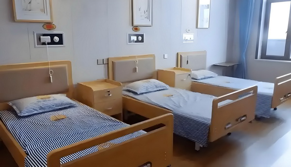大学生落户深圳 户档_2025暑期档总票房破45亿 期档总票房但是机的时代